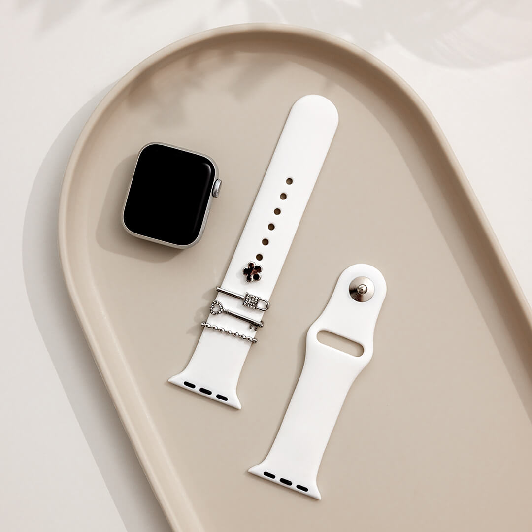 Lock &amp; Key Apple Watch Bar &amp; Charm Set - Silver - Styled