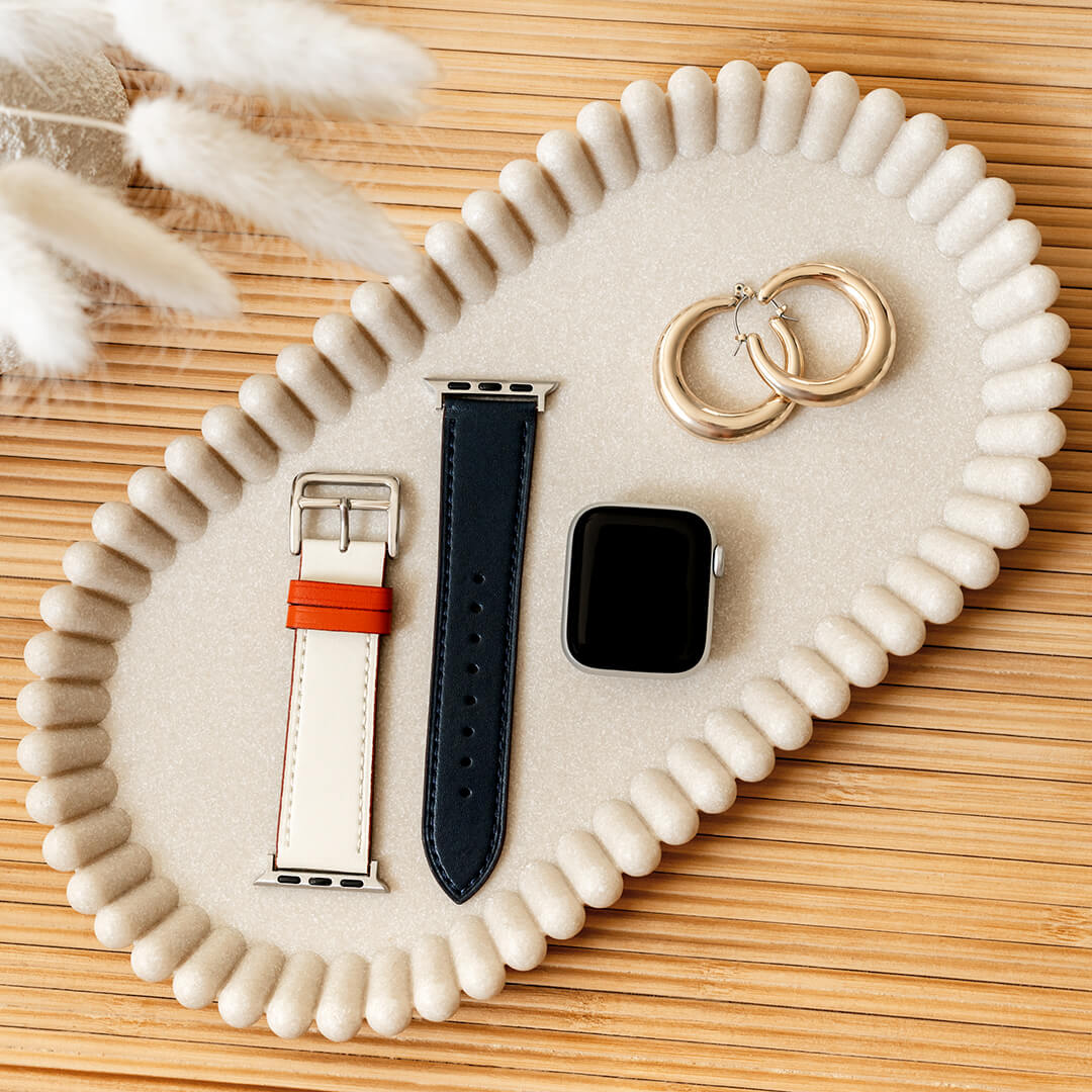 Oxford Classic Apple Watch Band - Vanilla &amp; Navy